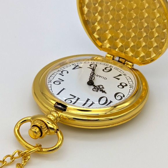 Harry Potter Pocket Watch NEW Gift Platform 9¾ King's Cross Hogwarts Express - Picture 5 of 7